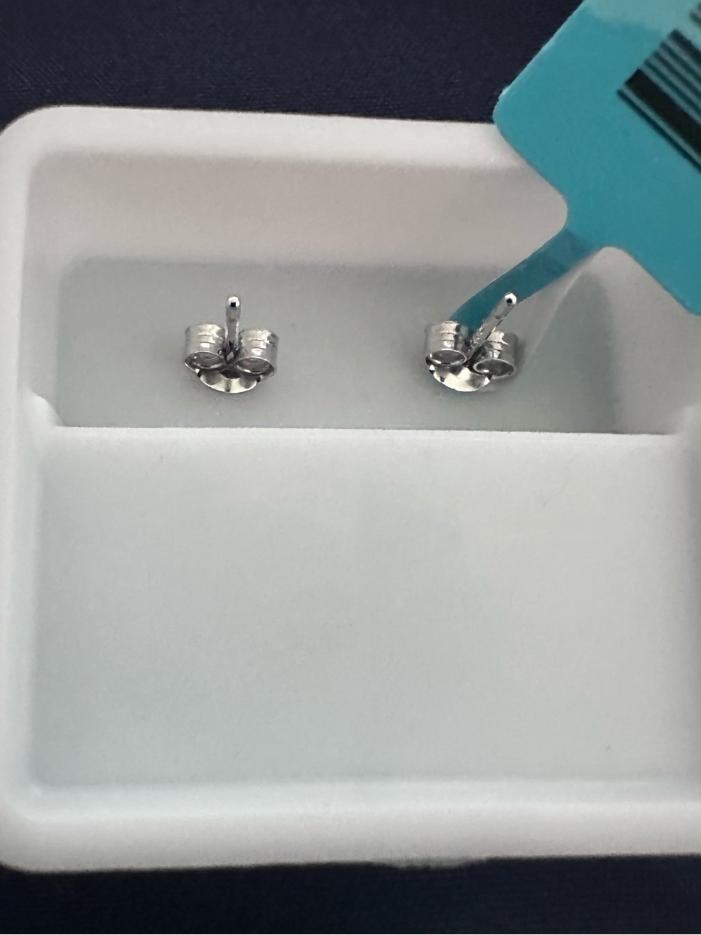 NWT .925 Sterling Silver Moissanite Emerald Cut Stud Earrings 1.60CTW VVS1 D - Picture 8 of 8